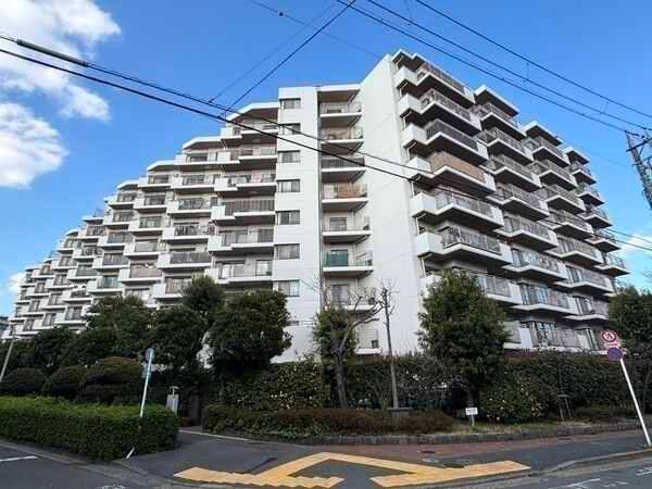 複数路線が利用できる「蒲田」駅へ徒歩11分のロケーション。毎日の通勤や通学、お出かけも軽快です。