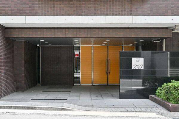 大切なペットと一緒に暮らせます(規約制限有)。全住戸に専用使用権付きトランクルーム有(有償)。