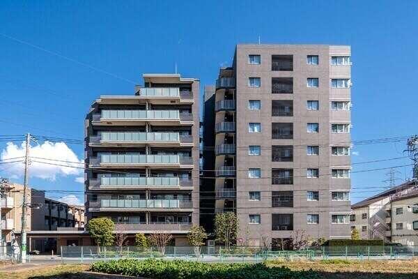 2016年築、設備仕様充実の三菱地所レジデンス分譲マンション。7階角住戸につき、採光・通風良好です。