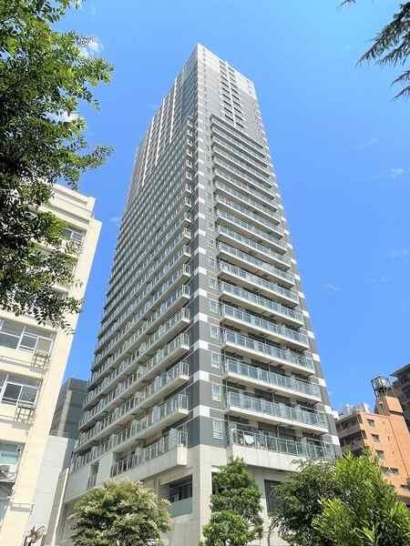 リビング・ダイニングには床暖房が設置されております。