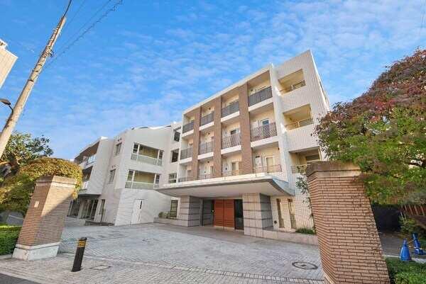 約16.1帖のリビング・ダイニングです。