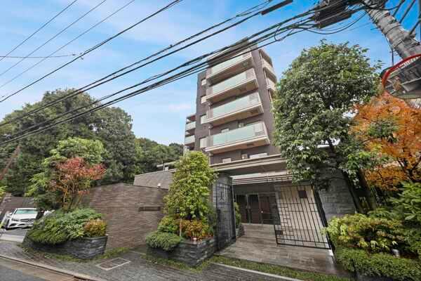 約20.2帖のリビング・ダイニングです。※家具・調度品は販売対象に含まれません。