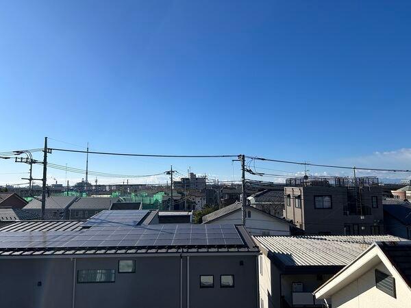 前面に高い建物が無いため眺望良好です。