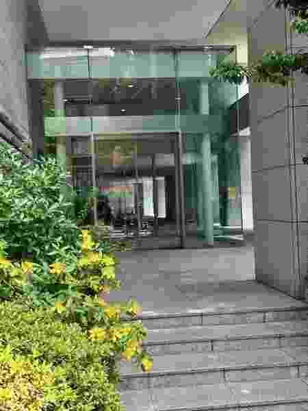 竹中工務店他施工、地上23階建タワーレジデンス。3駅4路線が利用できる、利便性の高い立地です。