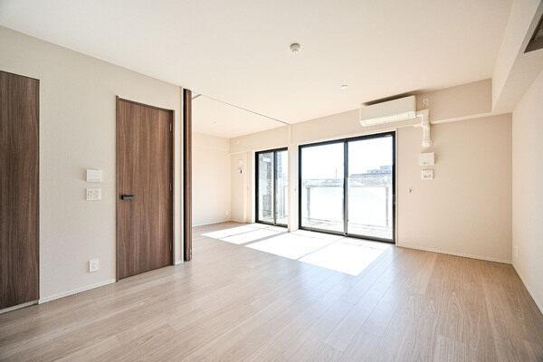 中央本線・西武多摩川線「武蔵境」駅徒歩9分の立地。徒歩圏内にスーパーや小学校がある豊かな住環境です。