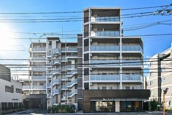 2023年2月築。RC造7階建、総戸数37戸。ペットと暮らせるマンションです(細則有り)。