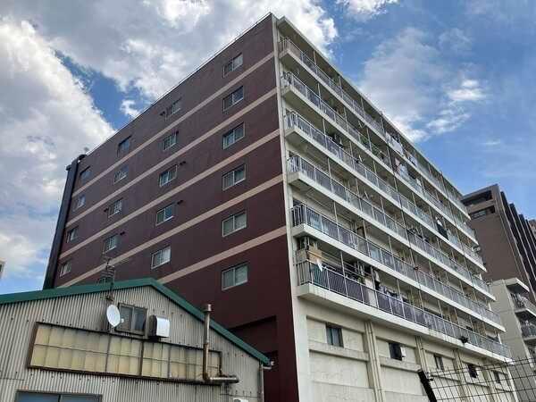 隅田川テラスから撮影の外観写真です。