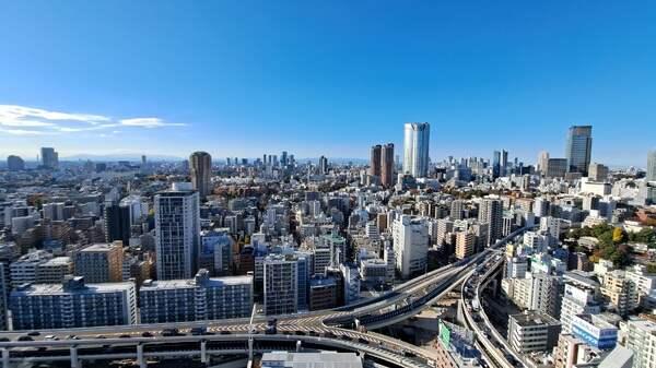 バルコニーから北西方向を望む