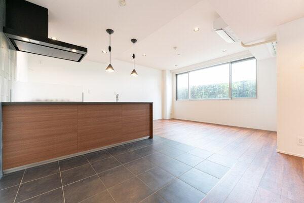 三菱地所コミュニティによる日勤管理