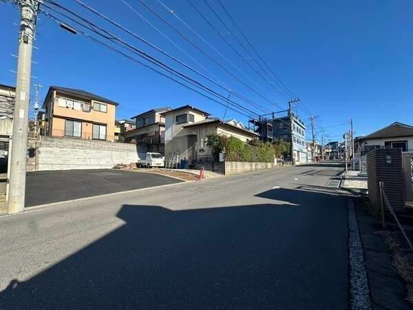 建築条件はありませんので、お好きなハウスメーカーや工務店で建築可。理想の住まいが叶いそうです。