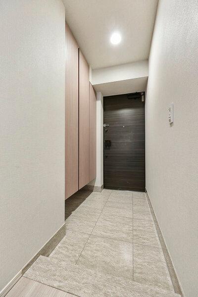 敷地内に広がる豊かな緑が、住まう人の心を癒します。三菱地所コミュニティにより日勤管理されています。