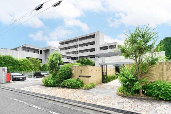 JR中央本線「西荻窪」駅徒歩12分JR総武・中央緩行線「西荻窪」駅徒歩12分