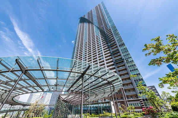 2008年1月築、地上58階建て、総戸数1333戸。オール電化の大規模タワーマンション。