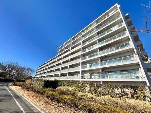 京王線「柴崎」駅からフラットな道のりで9分