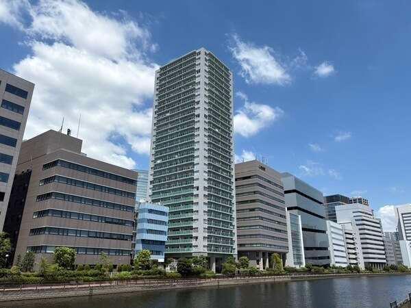 ターミナル駅である品川駅徒歩9分に立地するタワーレジデンスです。