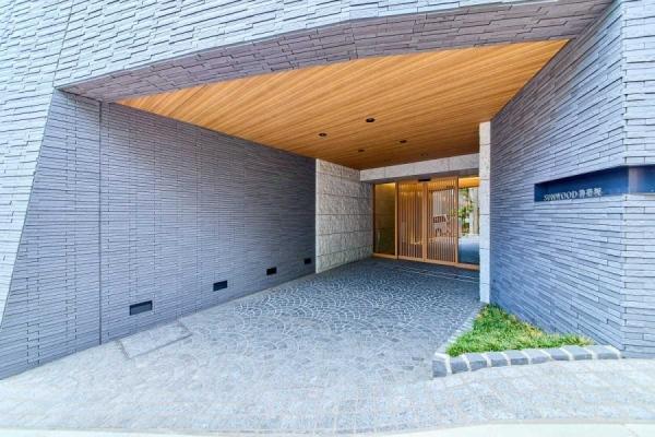 エントランス（2024年08月撮影）