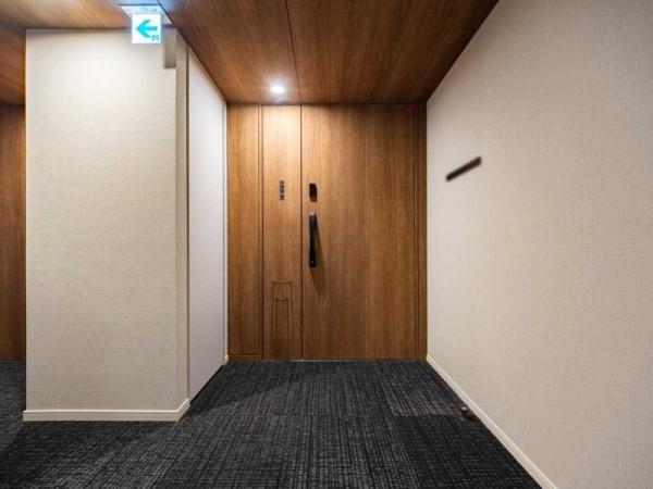 玄関（2024年09月撮影）