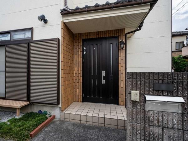 玄関（2024年05月撮影）