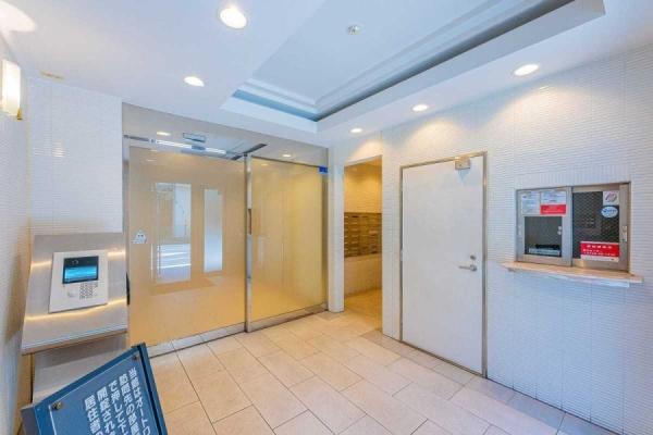 エントランス（2024年02月撮影）