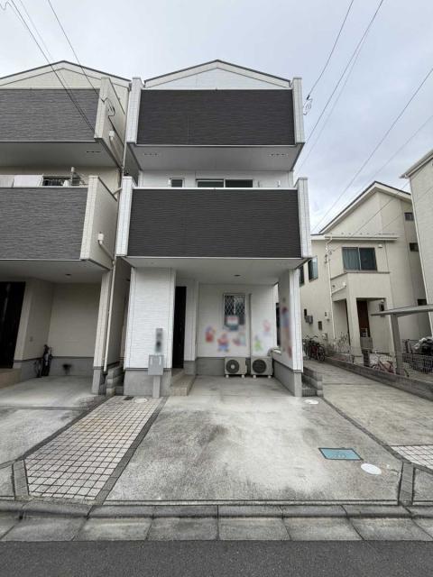 外観：2棟の右側