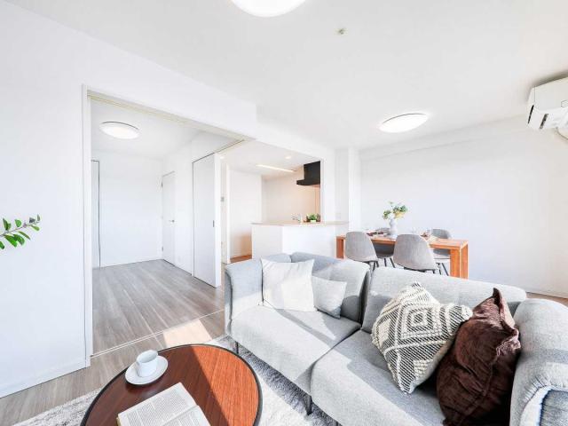 LDK：・家具・調度品等は販売価格に含まれておりません 奥：洋室