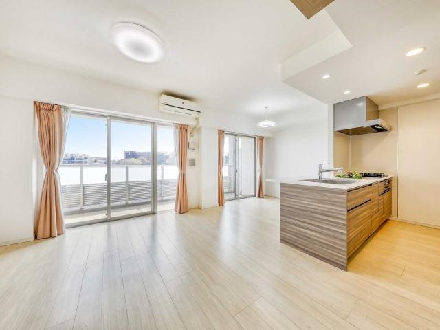 リビング・ダイニング