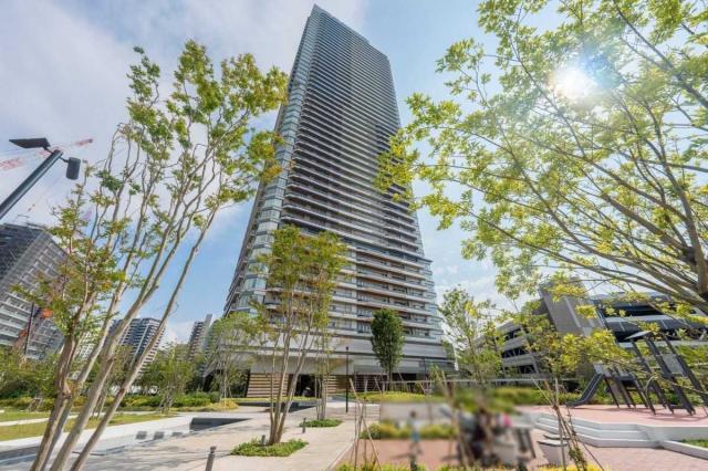 外観：48階建て44階の高層フロアです