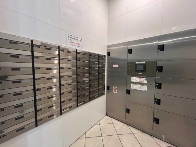 エントランス(撮影年月：2025年12月)