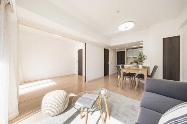 リビング・ダイニング：・家具・調度品は販売価格に含まれておりません（撮影年月：2025年02月）