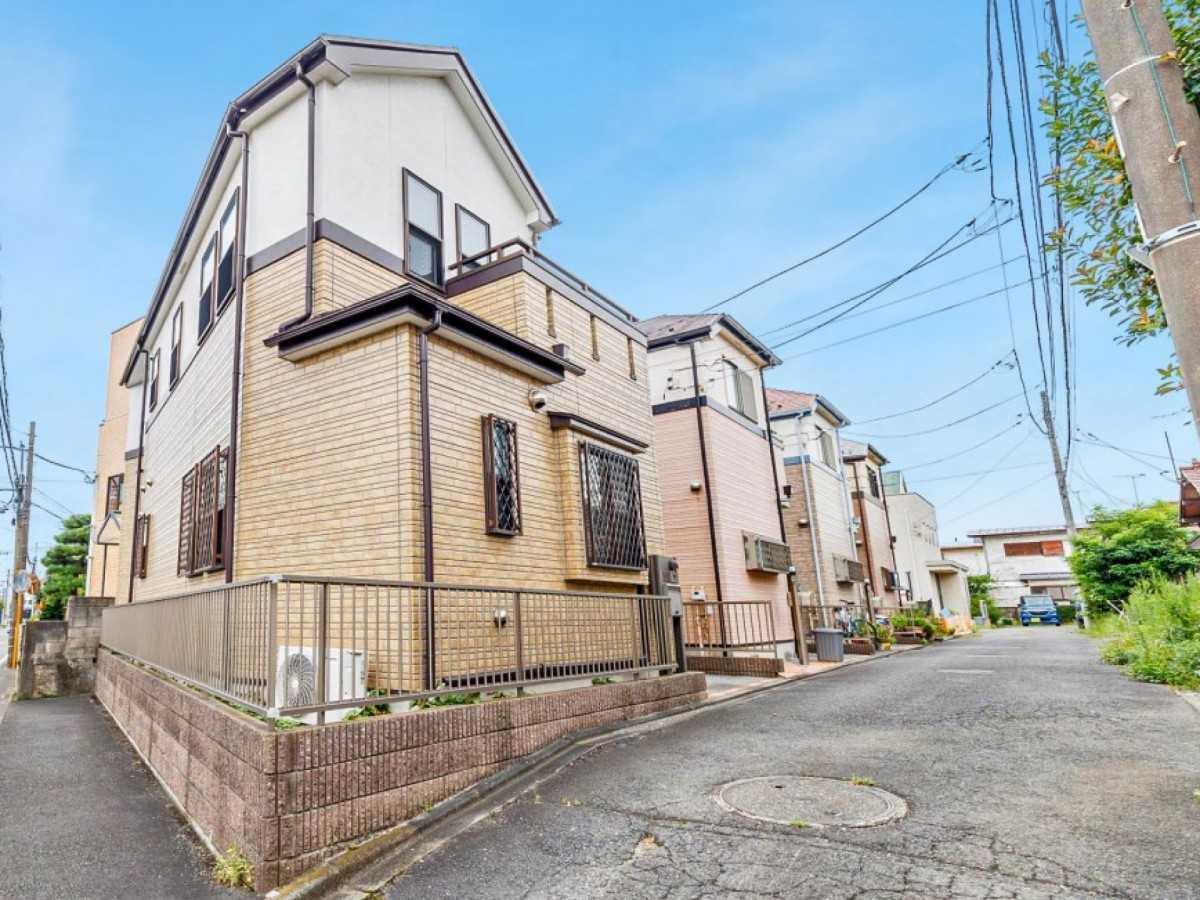 三鷹市大沢4丁目　中古戸建 外観