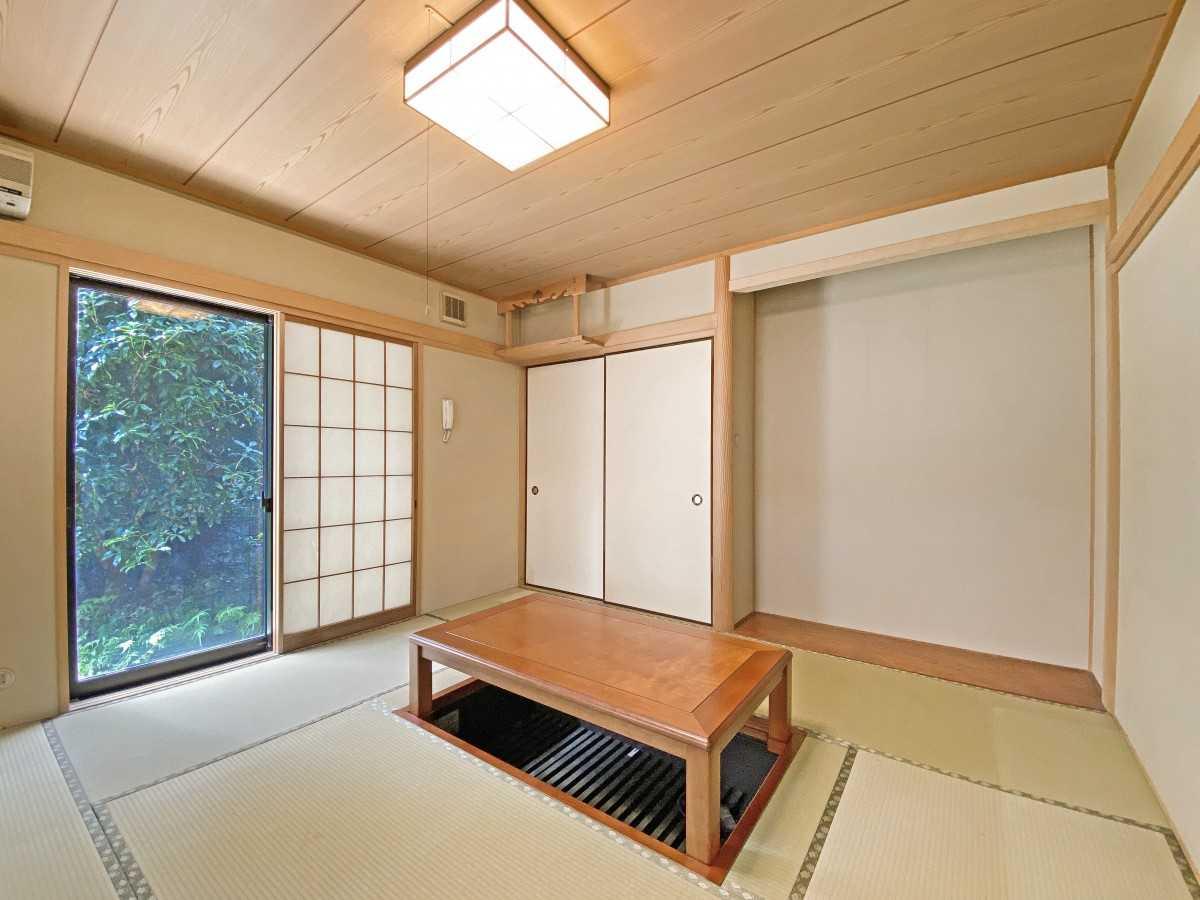 調布市東つつじケ丘2丁目　中古戸建て 外観