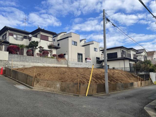 現地：全2区画／左側(撮影年月：2025年12月)