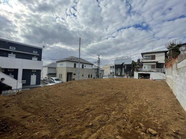 現地：全2区画／手前(撮影年月：2025年12月)