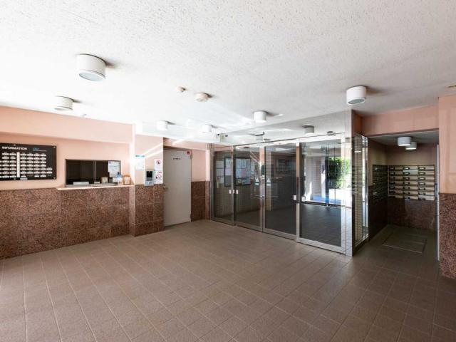 エントランス(撮影年月：2024年12月)