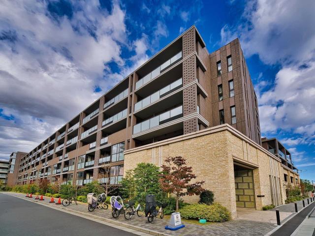 外観：2016年12月築／総戸数174戸