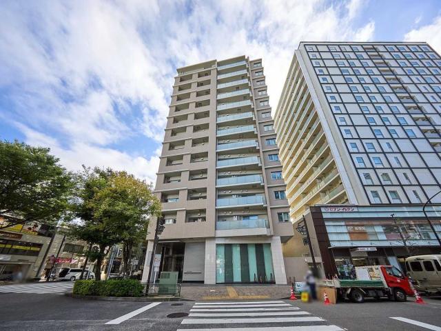 外観：写真中央