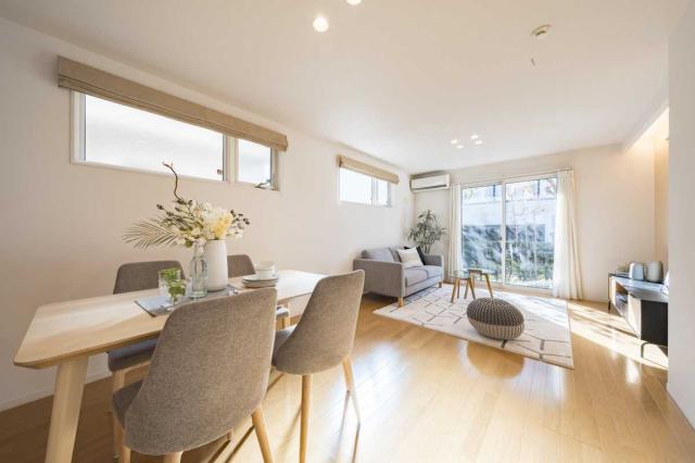 駐車場(撮影年月：2025年11月)