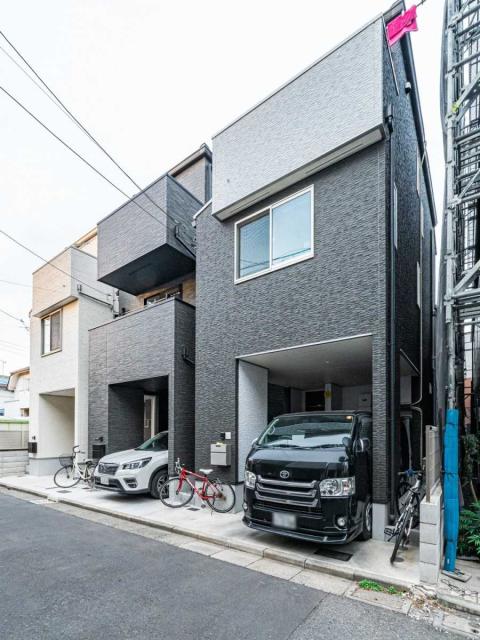 外観：建物中央(撮影年月：2026年01月)