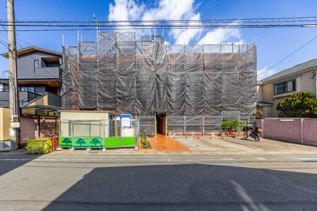 外観：大規模修繕工事実施中(撮影年月：2026年02月)