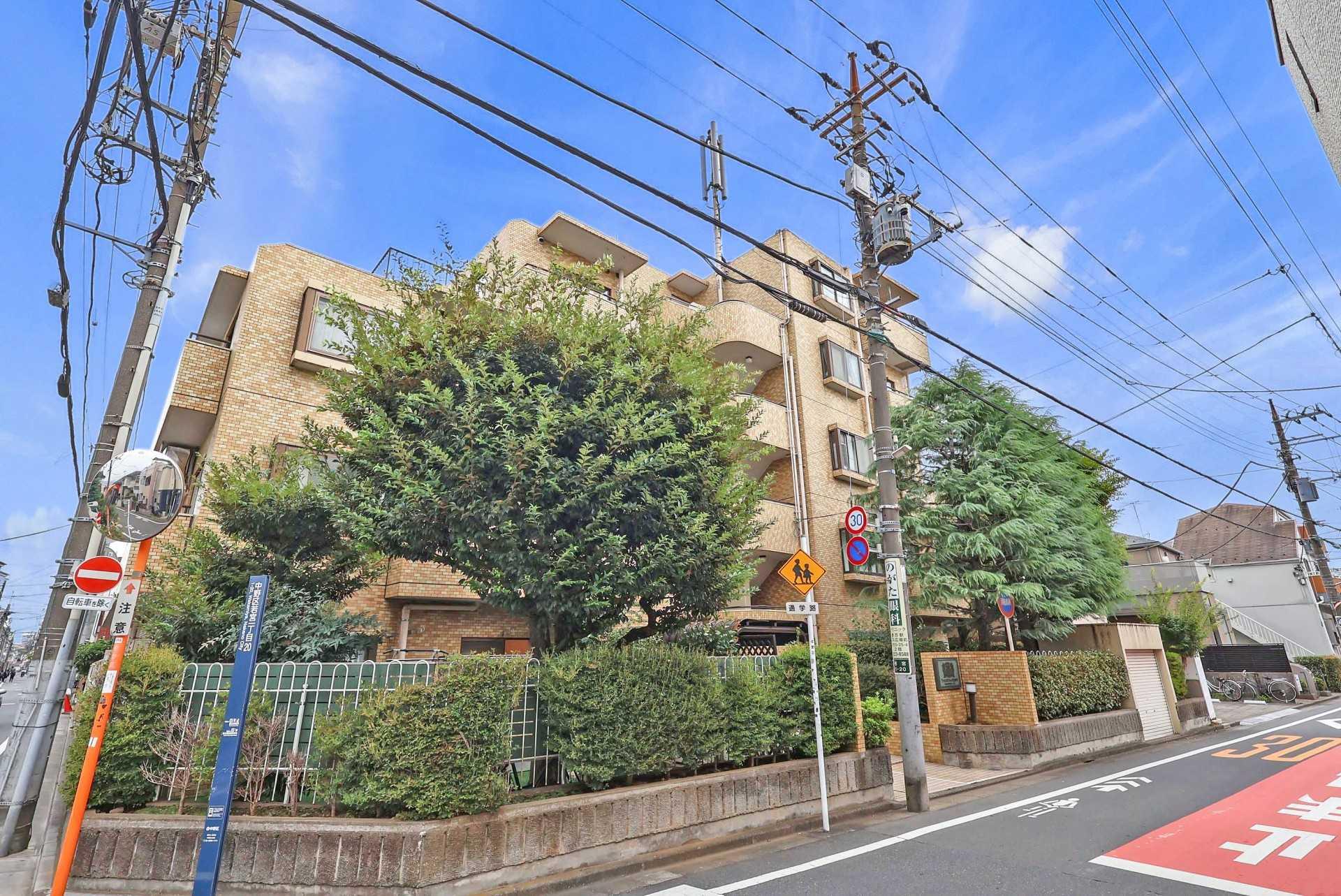 ライオンズマンション都立家政 外観