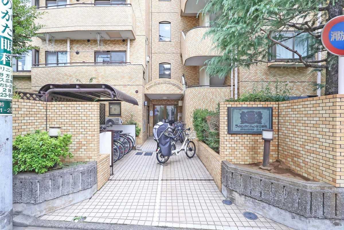 ライオンズマンション都立家政 外観