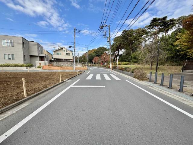 現地：全2区画 写真左側