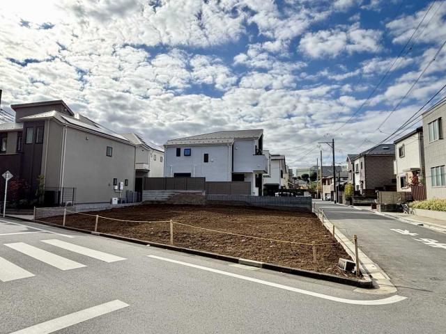 現地：全２区画 写真右側