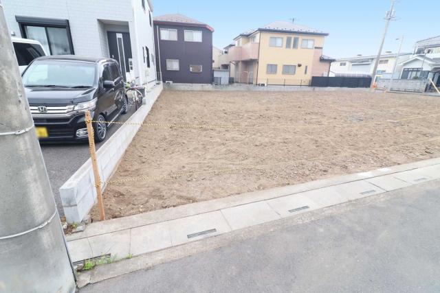 現地：全3区画／対象地手前側