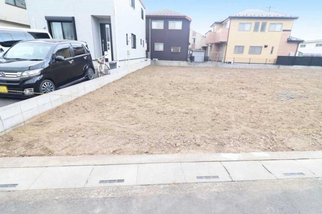 現地：全3区画／対象地手前側