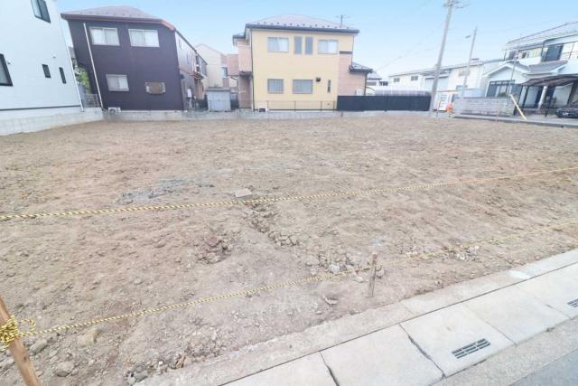 現地：全3区画／対象地手前側