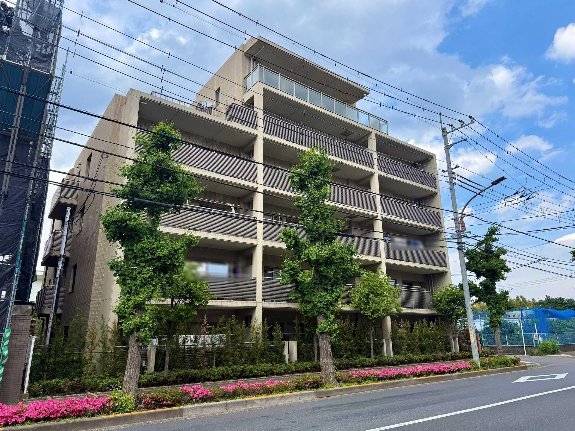 ルネ三鷹エアリーコート 外観