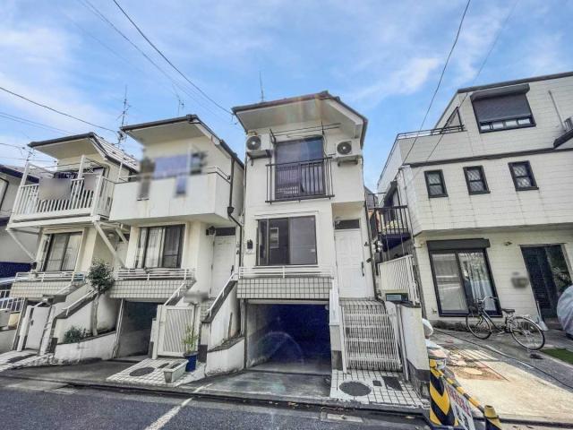 現地（古家あり）：左から２棟目