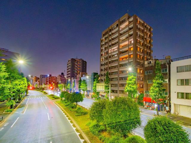 外観：夜景