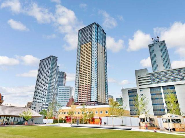 外観：写真中央